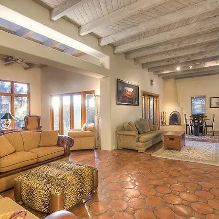 Casa Governor Four-bedroom Holiday Santa Fe