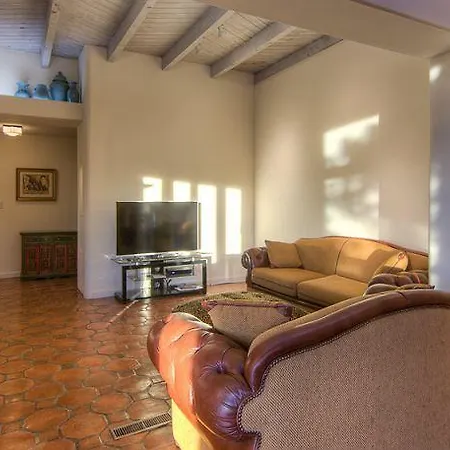 Casa Governor Four-bedroom Holiday Holiday home *