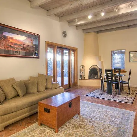 Casa Governor Four-bedroom Holiday