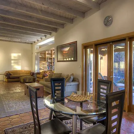 Holiday home Casa Governor Four-bedroom Holiday